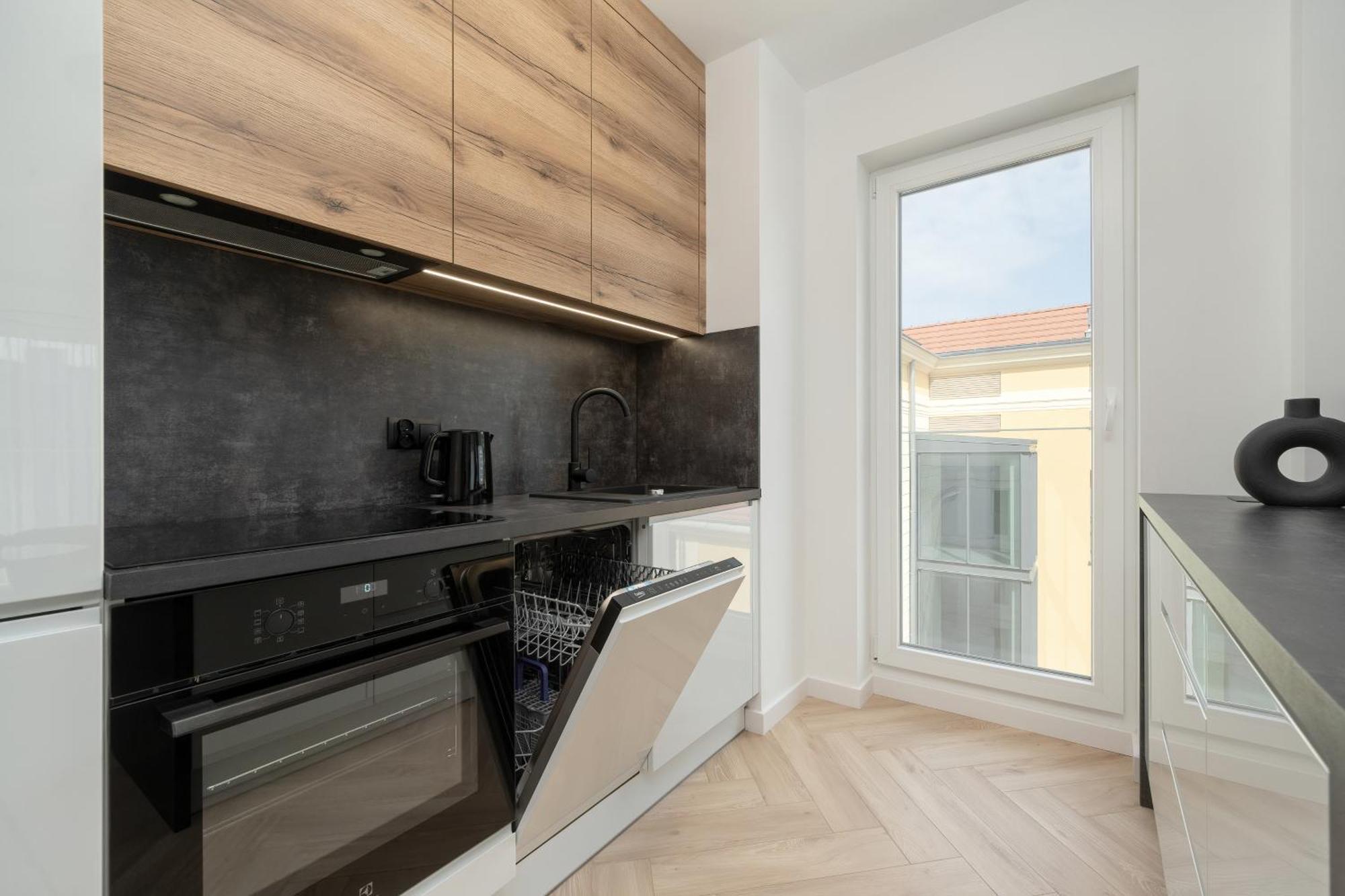 Elegancki Apartament Z Parkingiem Blisko Starego Miasta By Noclegi Renters Wrocław Eksteriør bilde